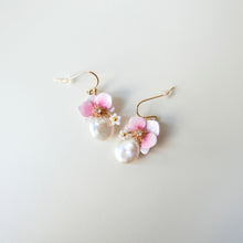 Load image into Gallery viewer, 蘭花與珍珠耳環(預訂）
